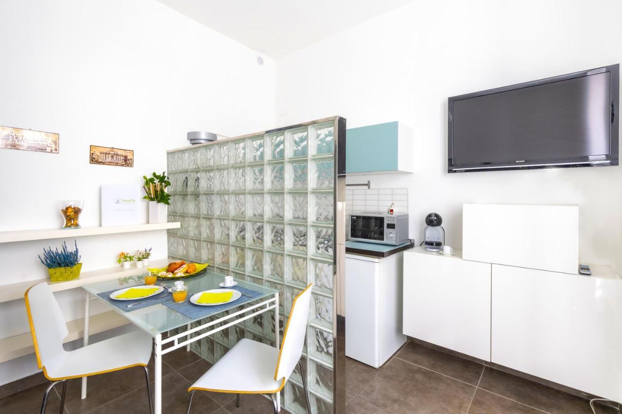 Hostly - Nicole Apartment Volturno- Full Rome Center Exterior photo