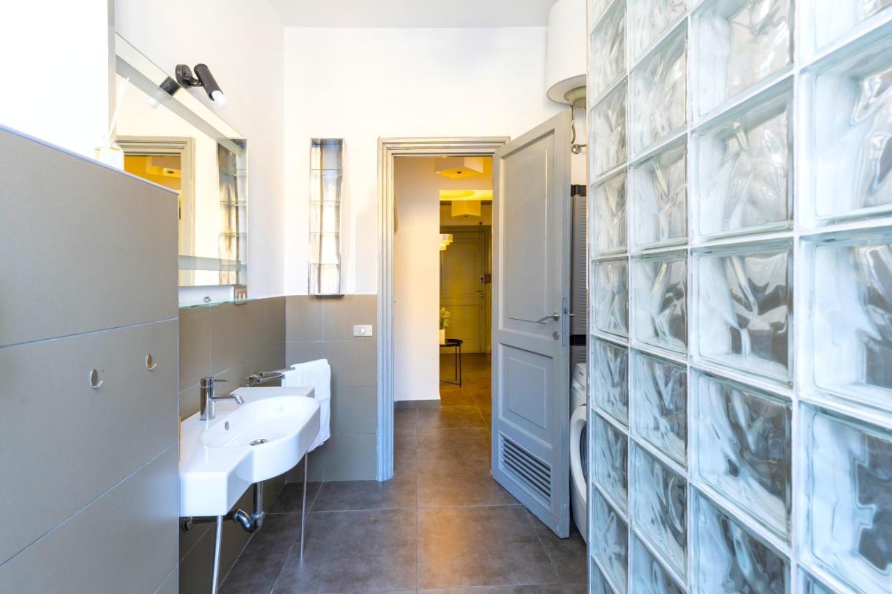Hostly - Nicole Apartment Volturno- Full Rome Center Exterior photo
