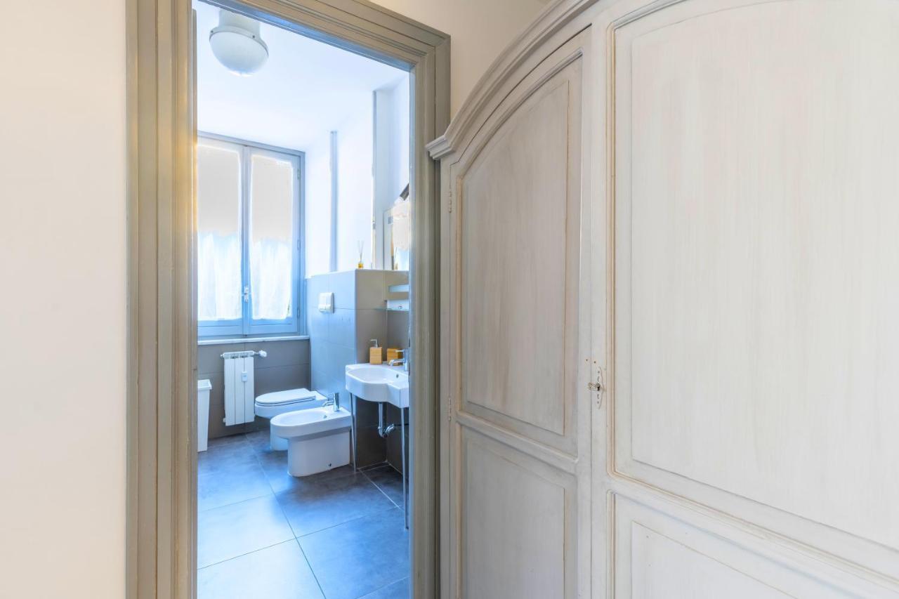 Hostly - Nicole Apartment Volturno- Full Rome Center Exterior photo